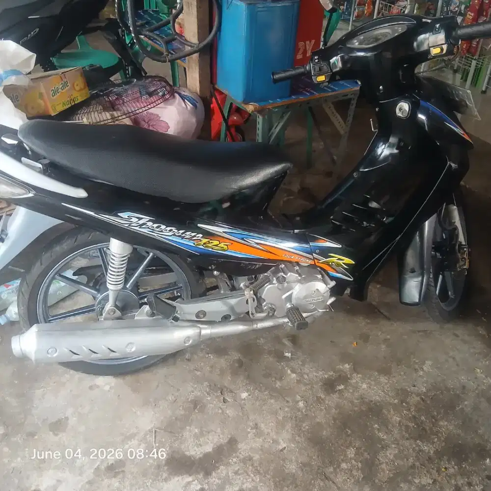 Suzuki Shogun 125R Bekas Tahun 2004
