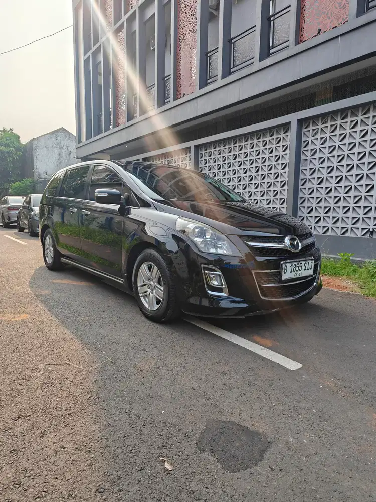 Mazda 8 2013 Bensin