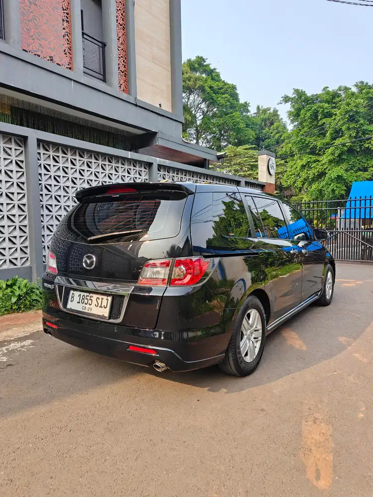 Mazda 8 2013 Bensin