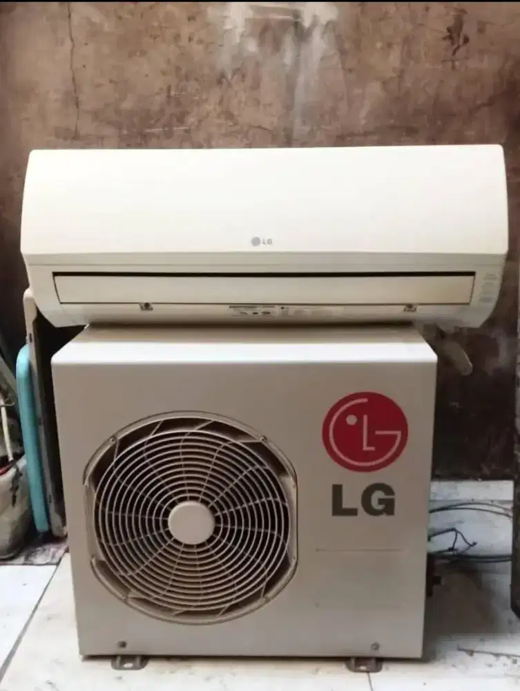 AC 1/2 pk low Watt merk LG 360 W