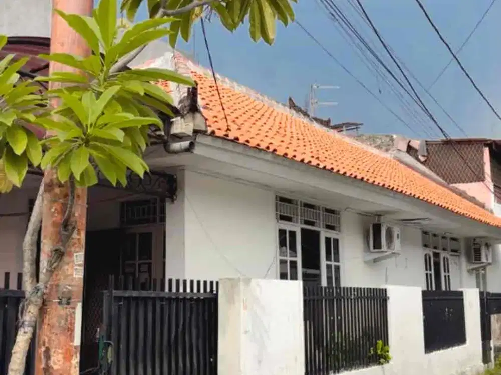 Rumah Dikontrakan siap huni lokasi strategis di Jakarta Timur