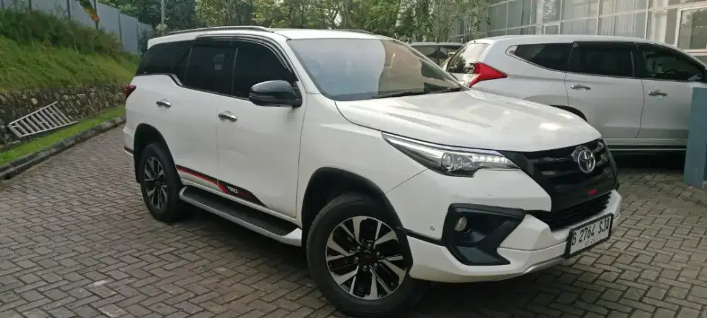 2019 Fortuner VRZ 4x2 AT