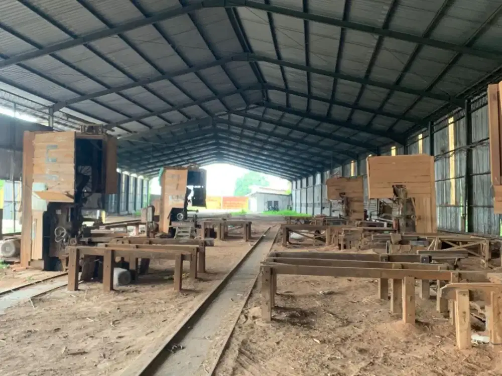 Gudang Bekas Pengolahan Kayu Kawasan Industri Kuripan Karangawen Demak