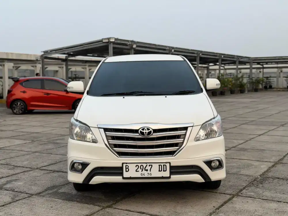 Innova V at diesel 2015