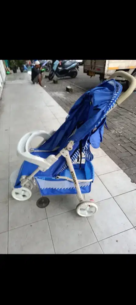 Dijual Stroller Runner 2 pemakaian wajar.