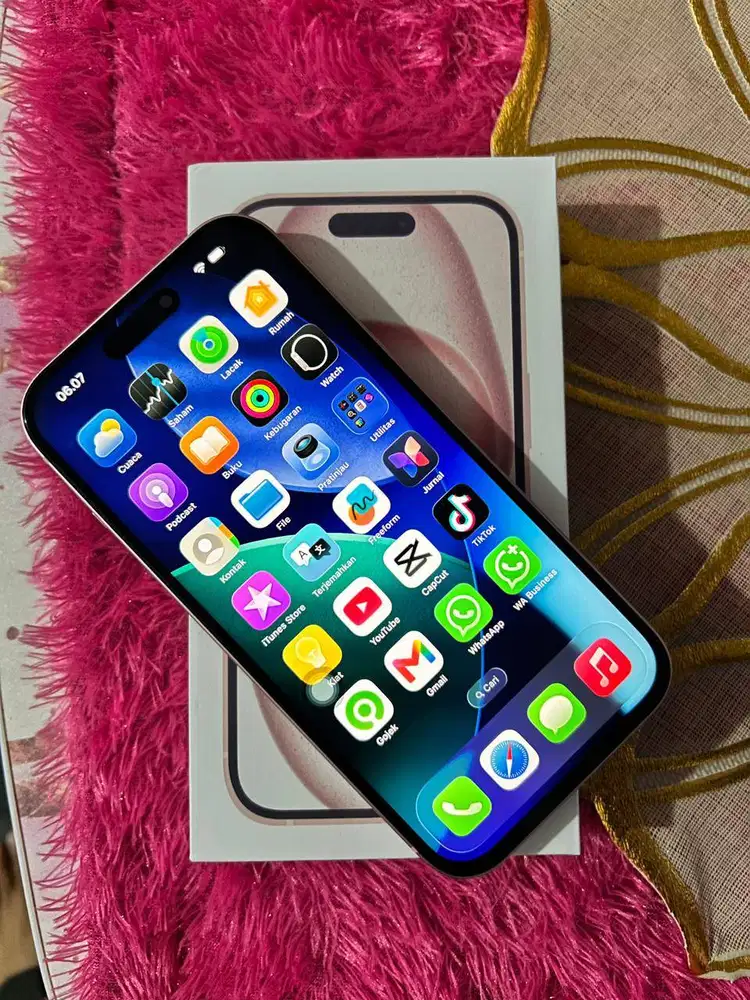 iPhone 15 128gb