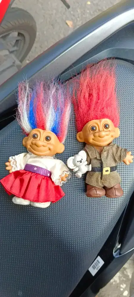 Boneka lawas russ berrie troll doll