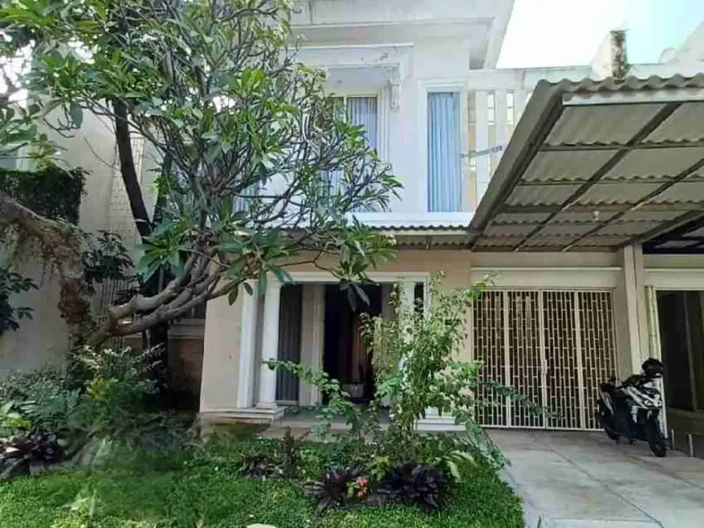 Dijual rumah full furnished di Long beach Pakuwon city Surabaya