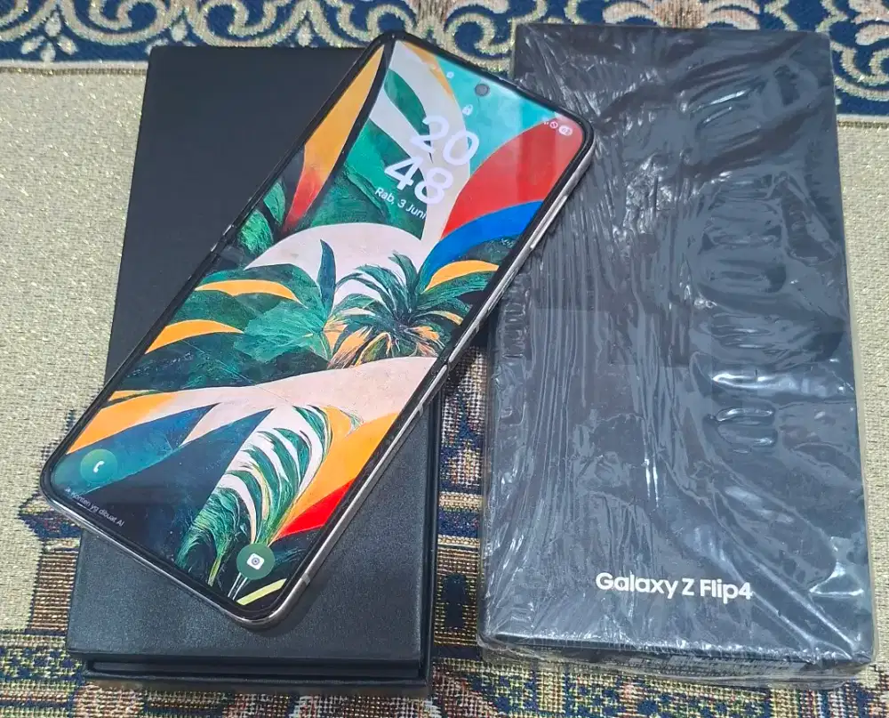 Samsung Z Flip 4 RAM 8/256