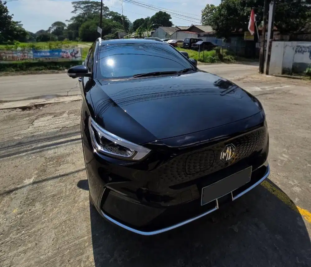MG ZS EV 2024 Hitam – Full Upgrade, Tangan Pertama!