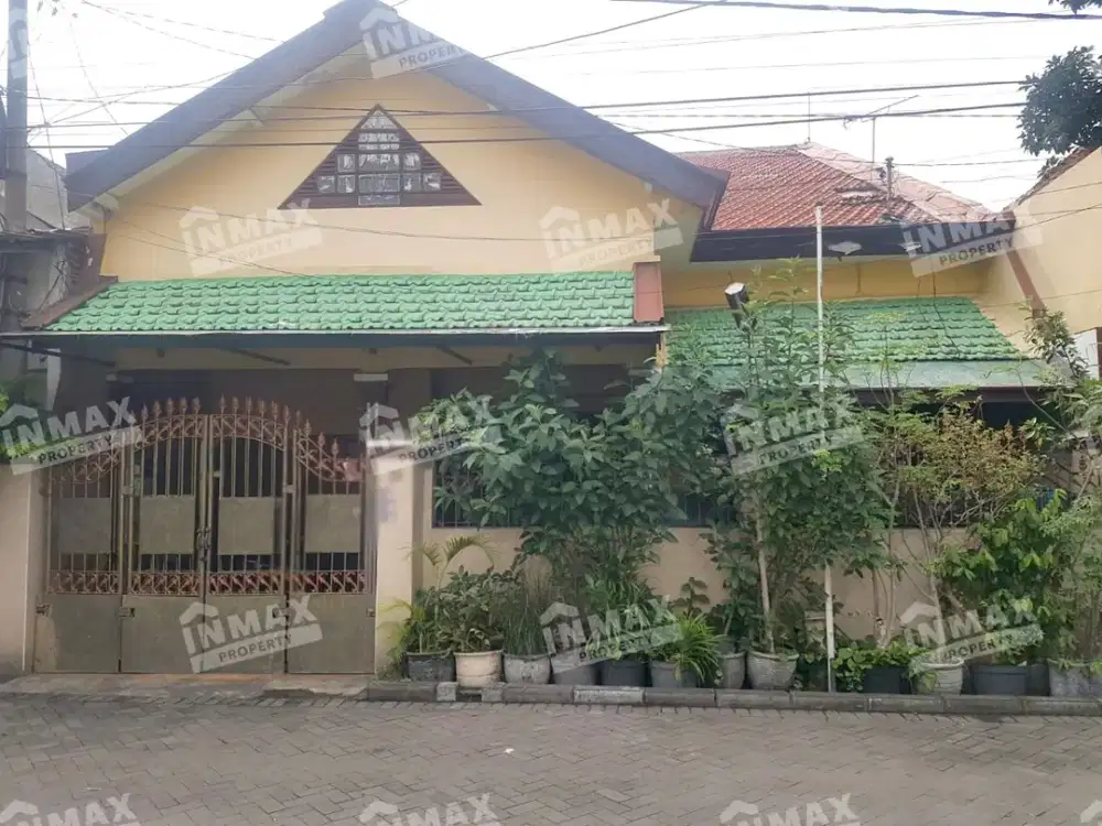 Rumah 2 Lantai Dekat Kenjeran Surabaya, Row Jalan Lebar