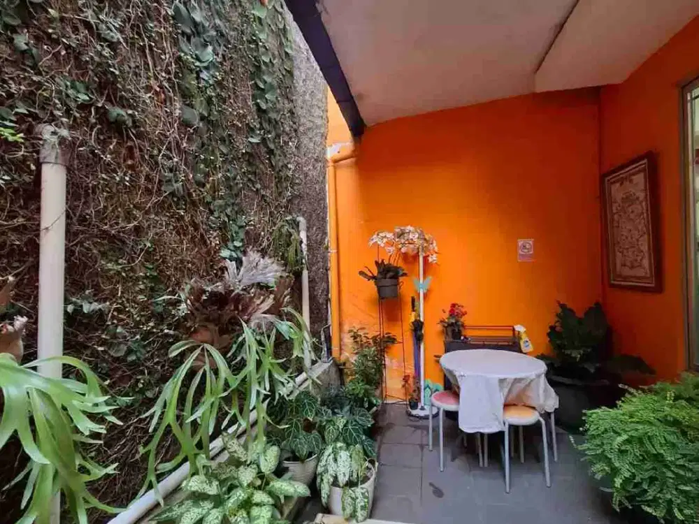 Ruko 3,5 lantai disewakan di Kompleks Ruko Bintaro Sektor 7 Boulevard