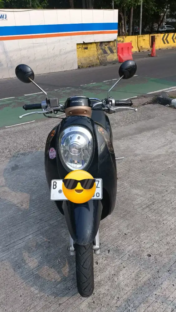 Honda scoopy 2015