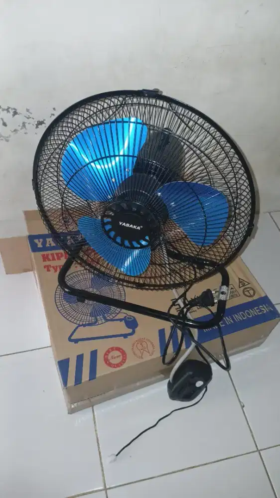 KIPAS ANGIN YASAKA