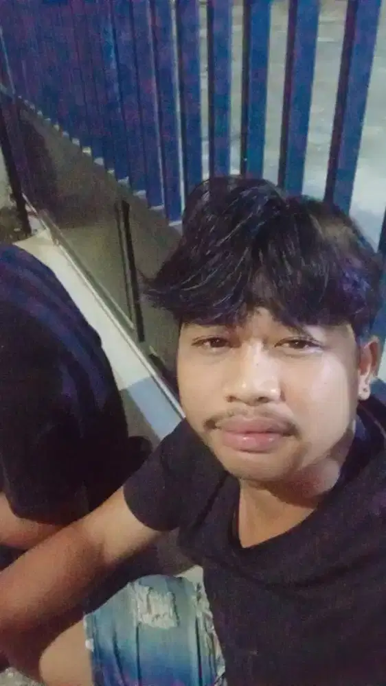 Butuh banget kerja