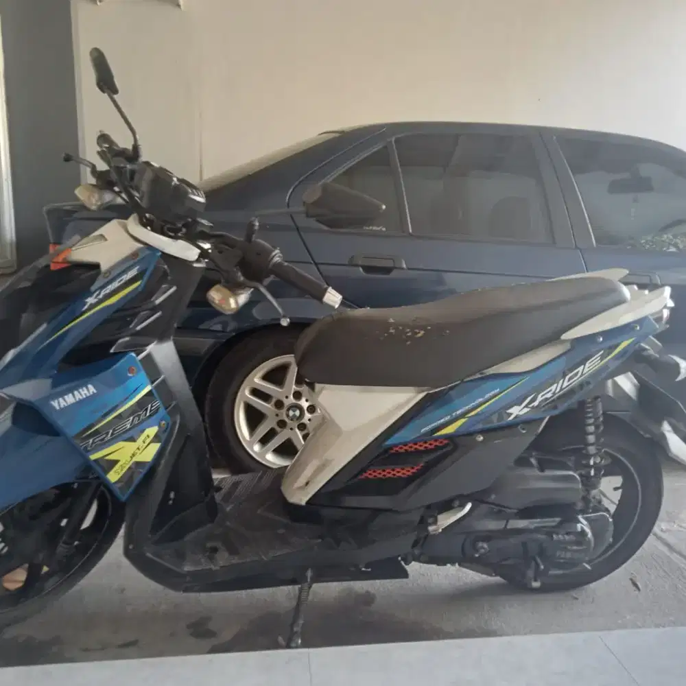 Sepeda Motor Yamaha Xride