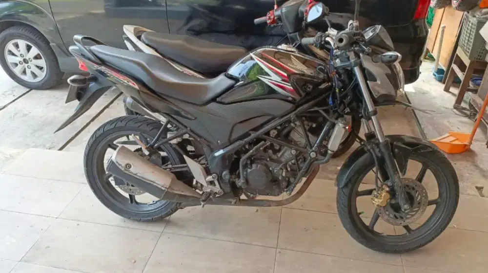 Honda CBR 150 2013
