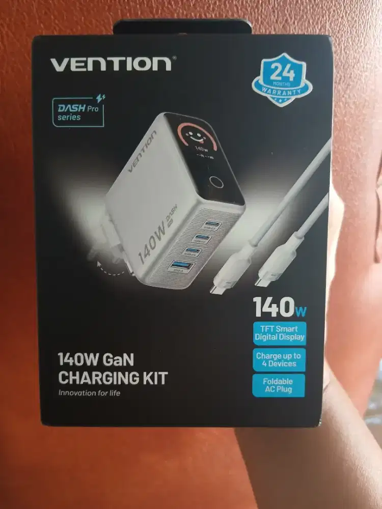CHARGER yg ada layarnya 140watt