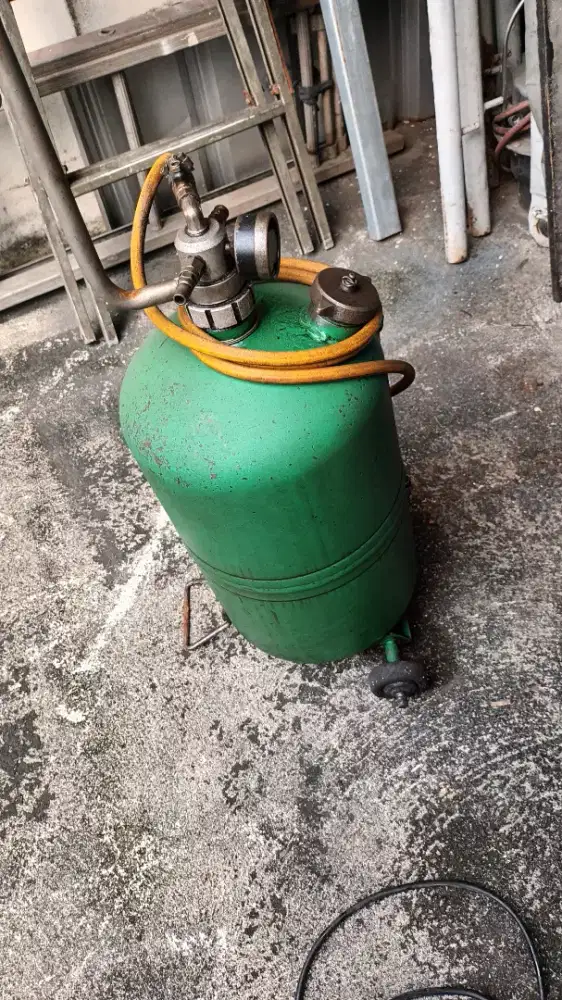 Pompa Oli Gardan Pneumatic