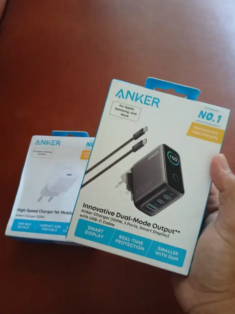 SEKEN LIKE NEW ANKER DISPLAY 100 WATT