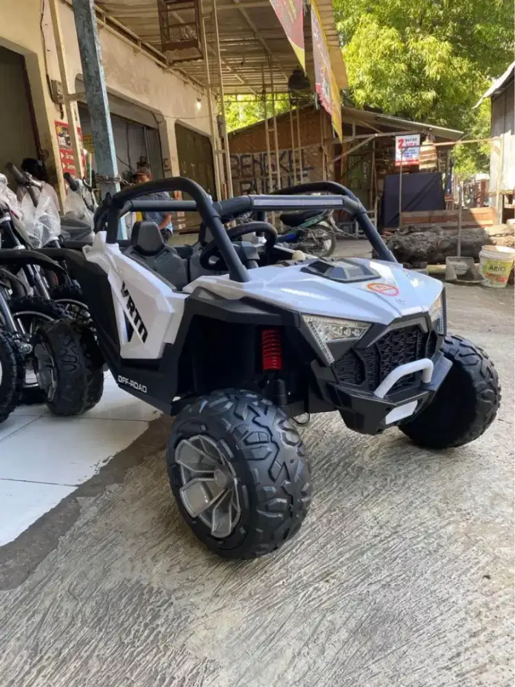 Mobil Aki Remote Jeep Vrt Ban karet Jumbo