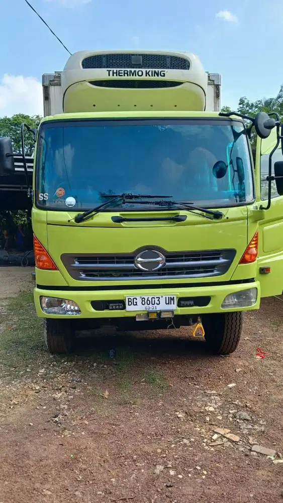 Di Jual Hino Ranger FL 8JNKA Box Tahun 2011 Solar
