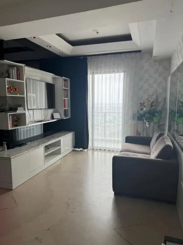 Dijual Apartemen The Peak Tunjungan Lantai 58 Highest Floor Furnished