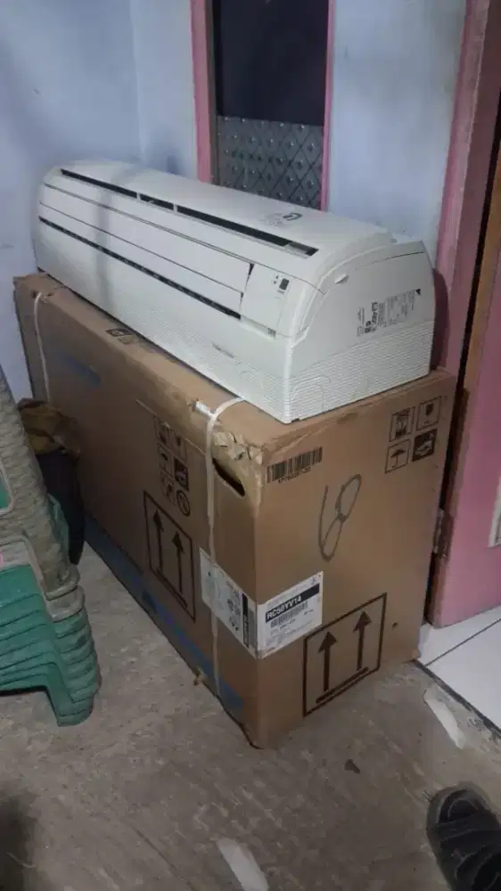 Daikin 2 pk thailand 95%