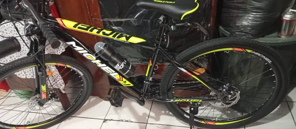 dijual SEPEDA MICHELE