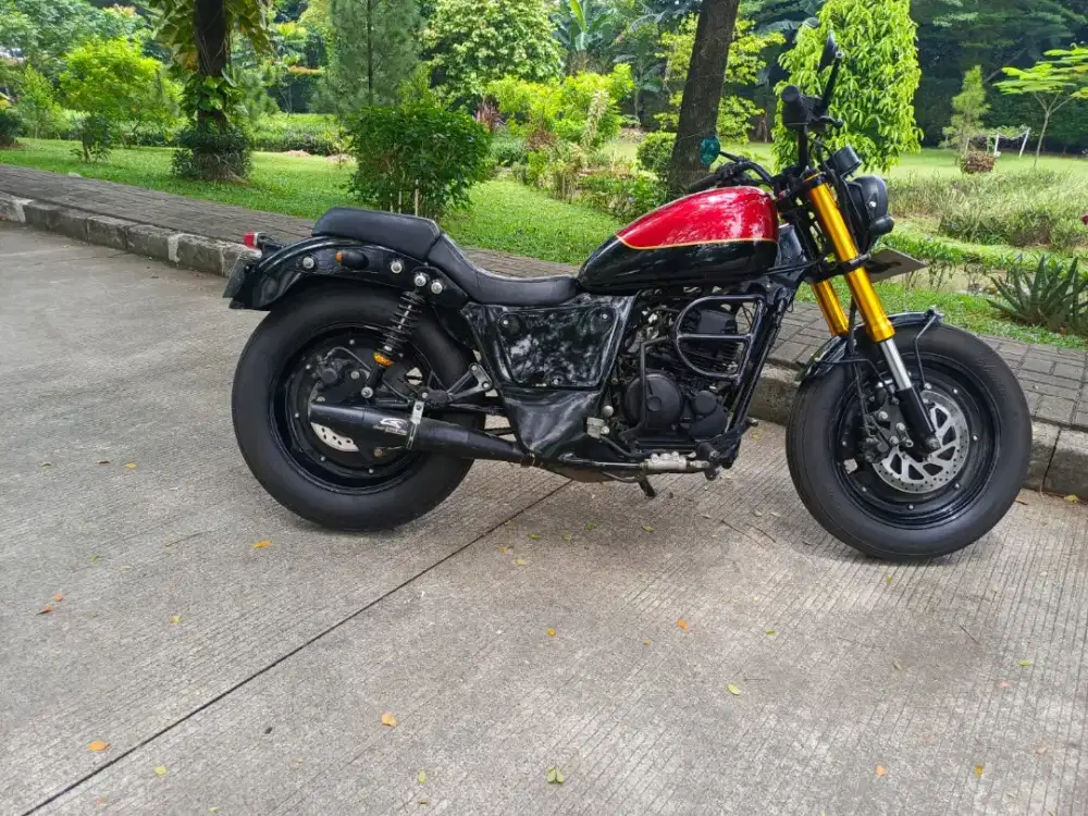 Motor scorpio custom bober(barang di jamin mulus motor jarang di pakai