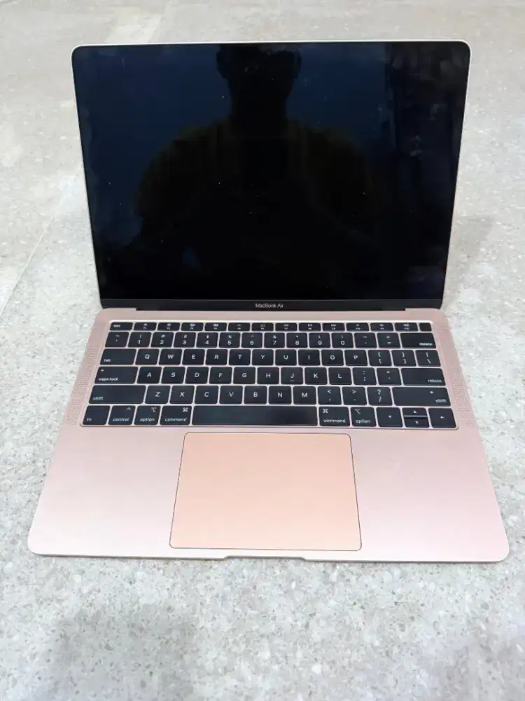 Macbook air 2019 Intel Core i5