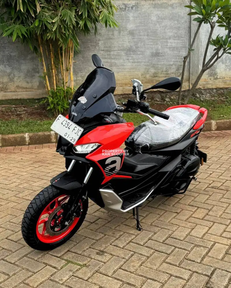 APRILIA SR GT 200 2023 BERGARANSI