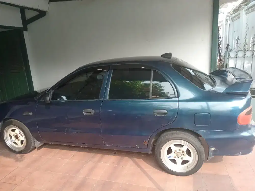 Hyundai accent gls matic th 2000