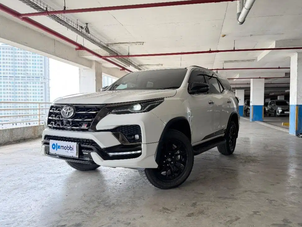 FORTUNER 2.8 VRZ GR SPORT AT 2023 (YAH)