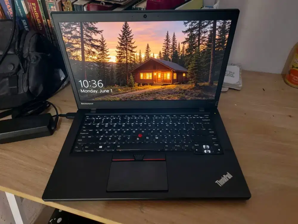 Lenovo Thinkpad T450s i7 Gen5 Ram 8GB SSD 256GB Backlit 14 Inch