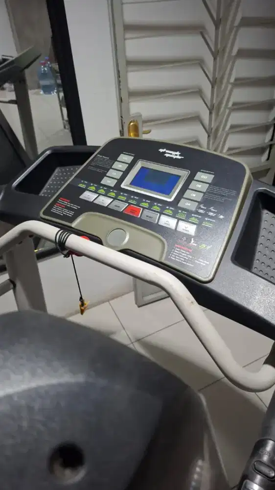 Treadmill pribadi di rumah