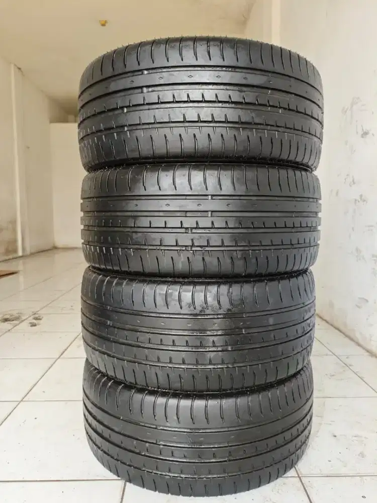 Accelera Ring 18 225 40 R18