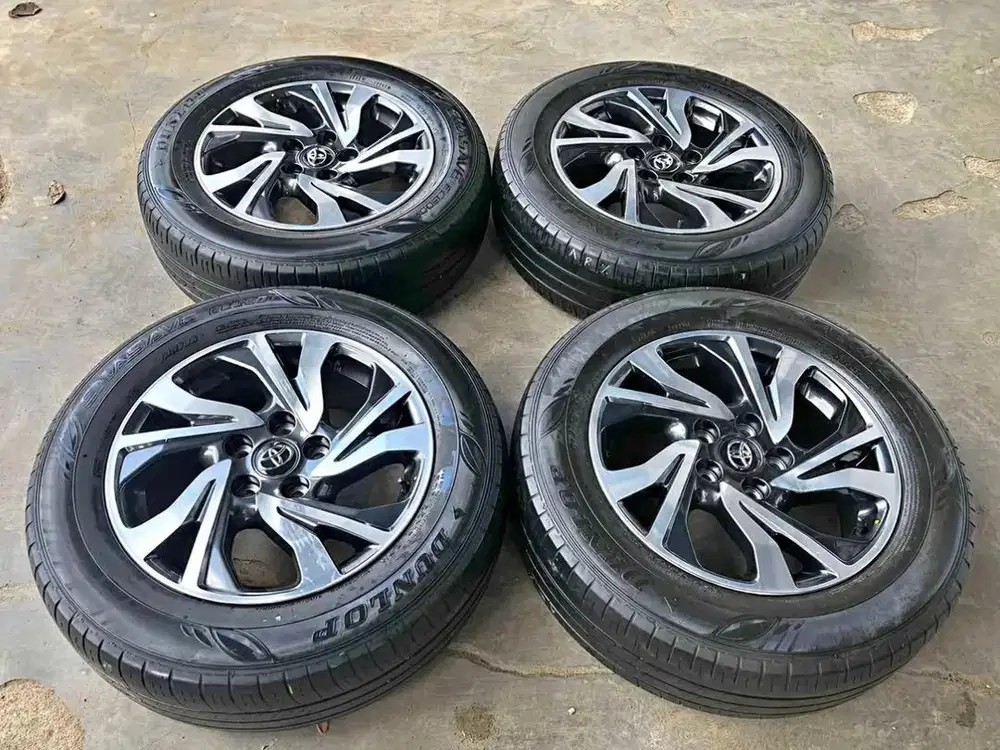 Velg + Ban 2025 Toyota Innova Reborn Copotan Pribadi