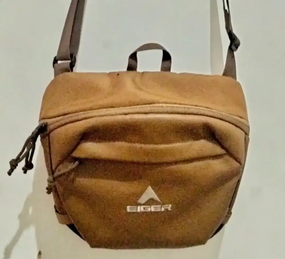 TAS SLEMPANG EIGER