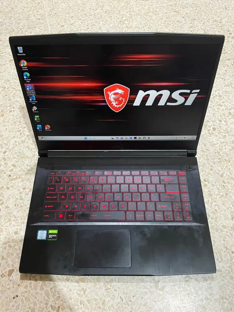 Laptop MSI GF63 i7-9750H