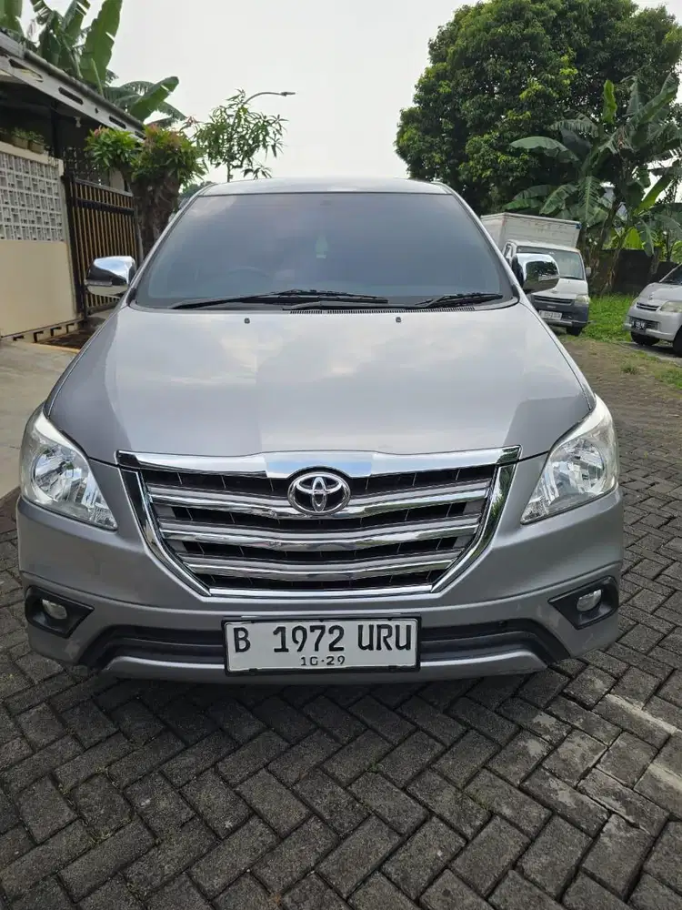 Toyota kijang innova G Diesel A/T 2014 Silver