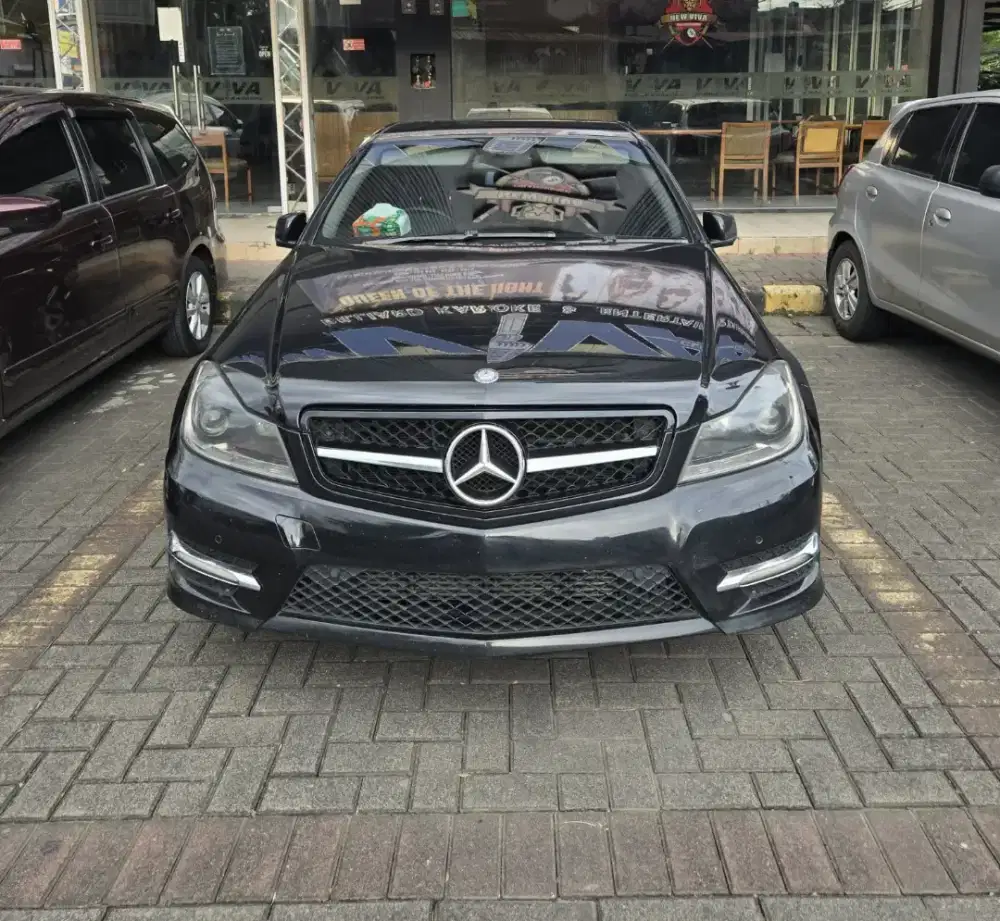 Mercy Mercedes Benz W204 C200 AVANTGARDE CGI W204 2012