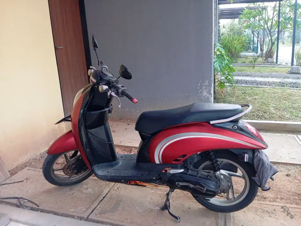 Honda Scoopy tahun 2011