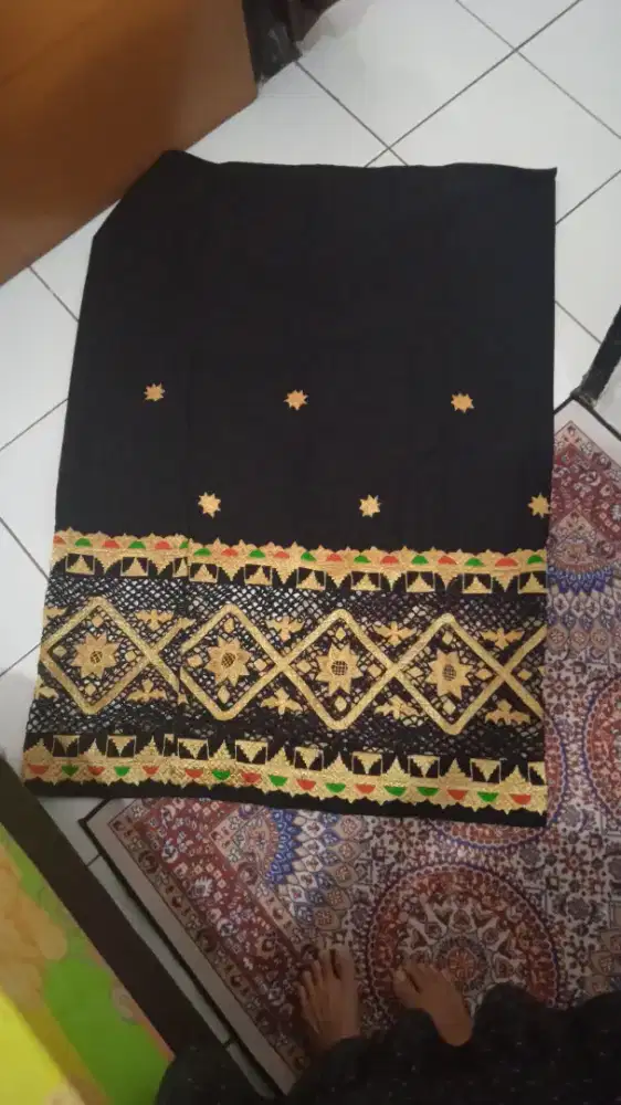 Songket dan Selendang Tapis