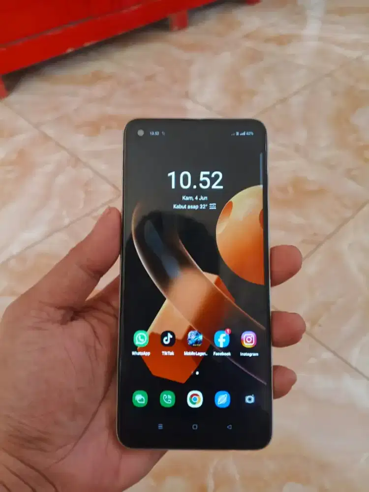 Oppo reno 8z 5G ram 8/128 jual/carkem