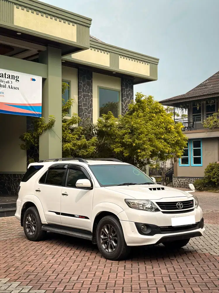 Fortuner VNT TRD 2015 (dp 40jt)