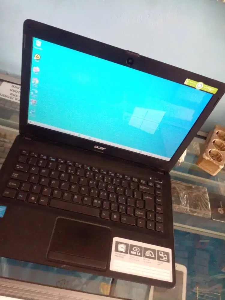 Acer Aspire 14 one Z1402