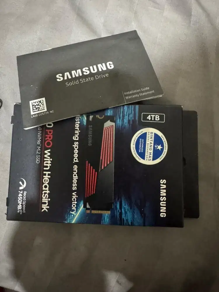 Samsung SSD 990 PRO with Heatsink NVMe M.2 - 4TB