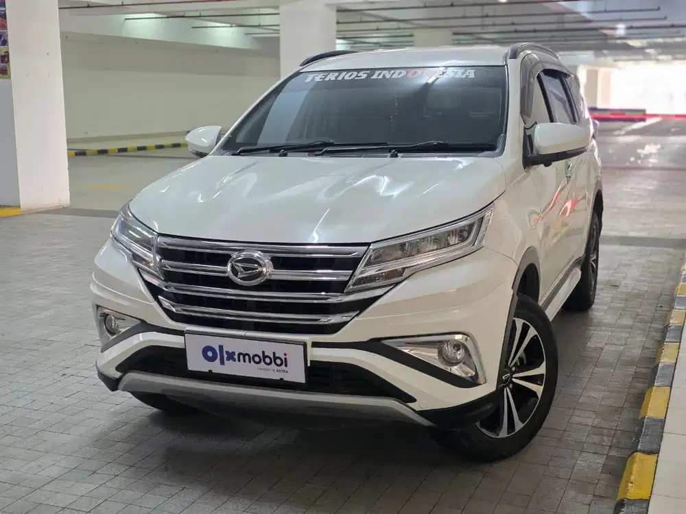 DP RENDAH - Daihatsu Terios 1.5 R Deluxe Bensin-AT 2018
