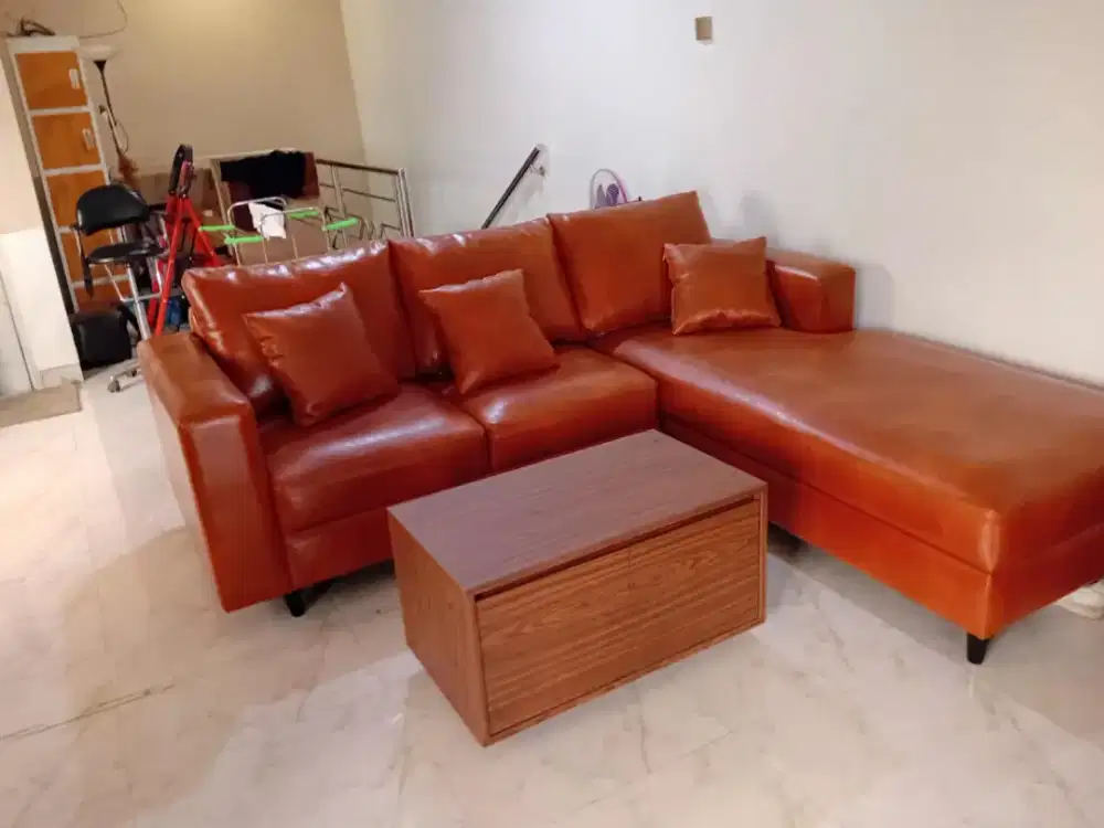 Sofa dan coffe table set